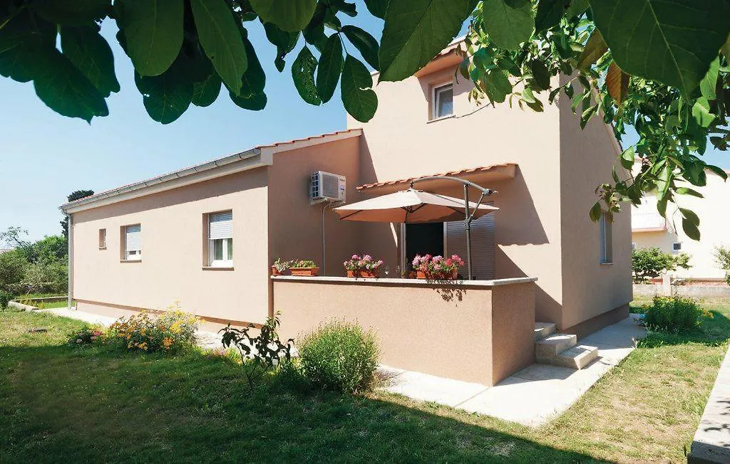 Holiday home Home Holiday Petrcane Croatia