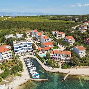  Apartment Sollei